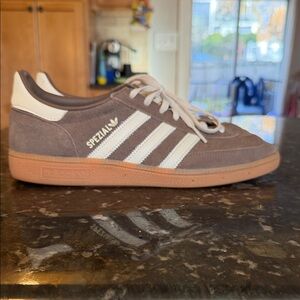 Adidas Handball Spezial Women’s Chocolate Brown Off White Sneakers Size 10